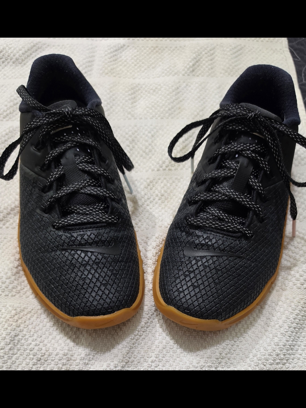 Women's Nike Metcon 4 Black and White Training Shoe